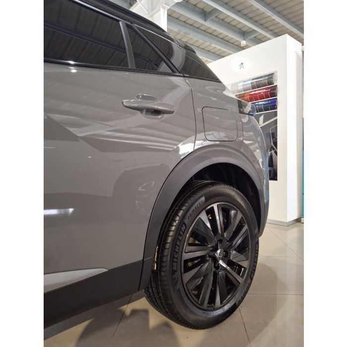 PEUGEOT 2008 GT1.2 Hybrid 136 к.с. АКПП-6