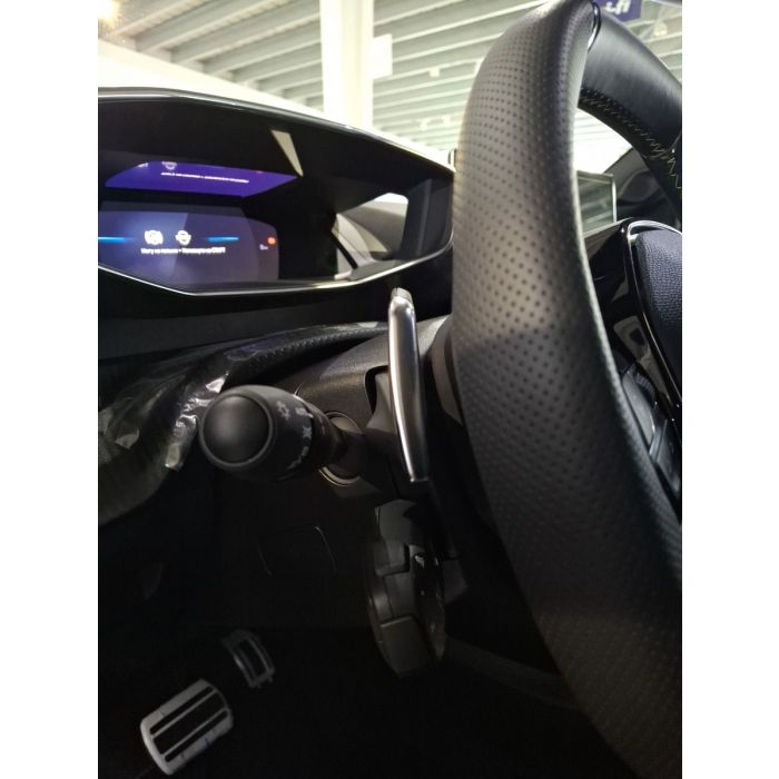 PEUGEOT 2008 GT1.2 Hybrid 136 к.с. АКПП-6