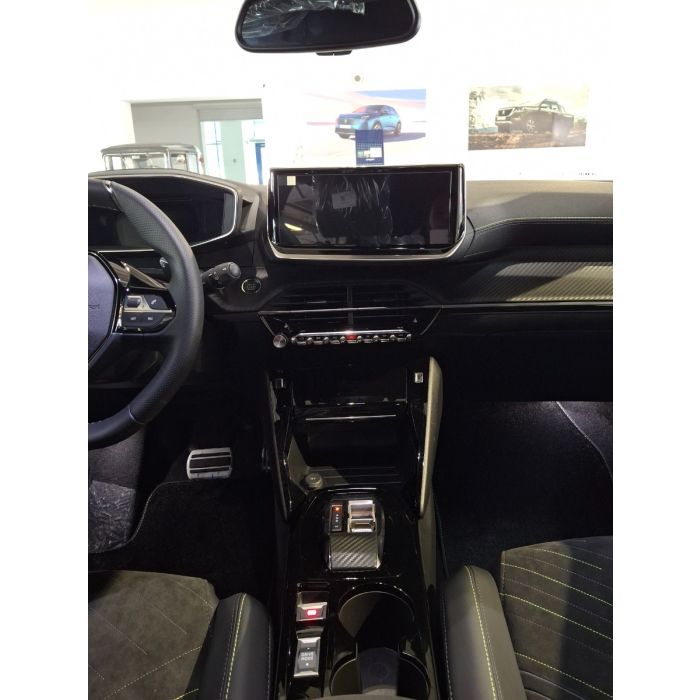 PEUGEOT 2008 GT1.2 Hybrid 136 к.с. АКПП-6