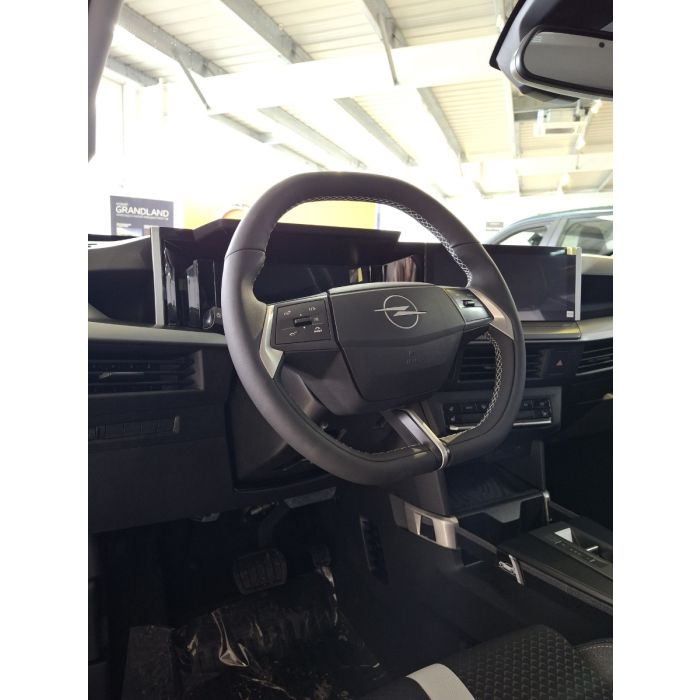 PEUGEOT Traveller Business L-3