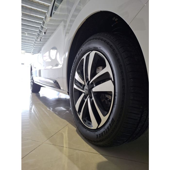 PEUGEOT Traveller Business L-3