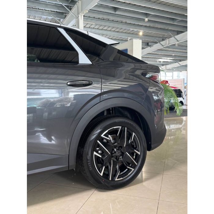 Новий Peugeot 3008 2025