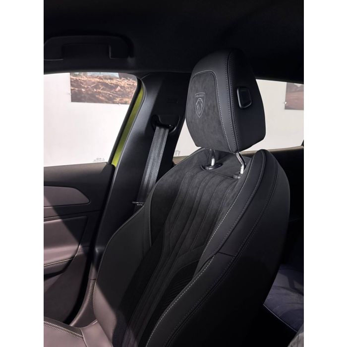 Новий Peugeot 408 2026